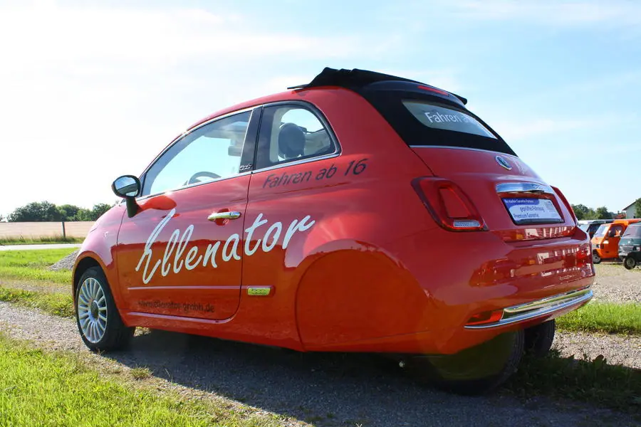 What happened to this car? It is actually a pretty clever thing in Germany (Video)