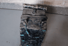 How does an old blasting generator work? You know, that device from cartoons (Video)