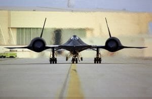 Is it true that Lockheed SR-71 Blackbird was leaking fuel? | Nodum.org