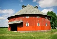 Round barns were once considered to be the future – what were their advantages?